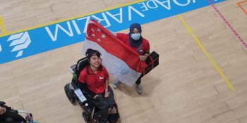 Jeralyn Tan Yee Ting (left) with coach and competition partner, Yurnita Omar (right